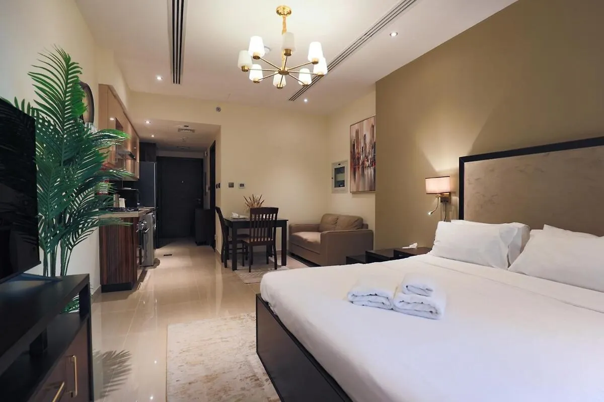Apartment Modern Studio With Canal View, Residences One Dubai